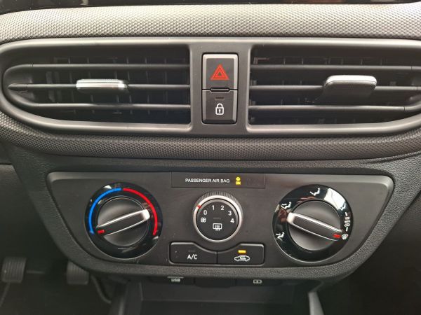 hyundai-i10-2025-gasolina-998cc