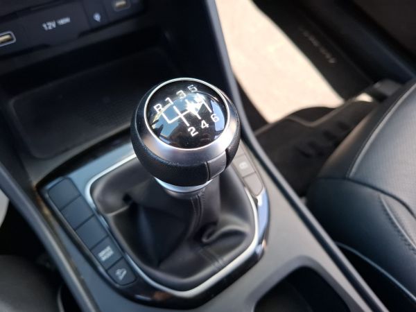 hyundai-tucson-2023-gasolina-1598cc