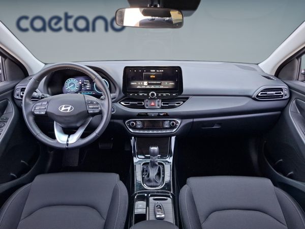 hyundai-i30-2025-gasolina-998cc