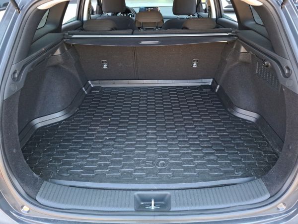 hyundai-i30-2025-gasolina-998cc