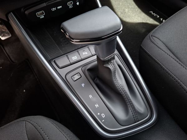 hyundai-bayon-2026-gasolina-998cc