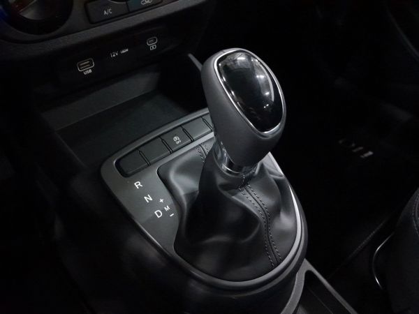 hyundai-i10-2026-gasolina-998cc