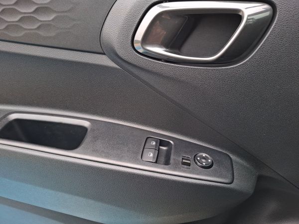 hyundai-i10-2026-gasolina-998cc