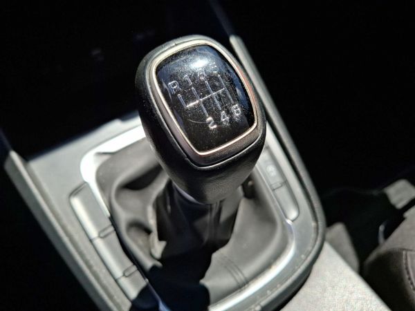 hyundai-kauai-2022-gasolina-998cc