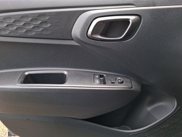 hyundai-i10-2025-gasolina-998cc