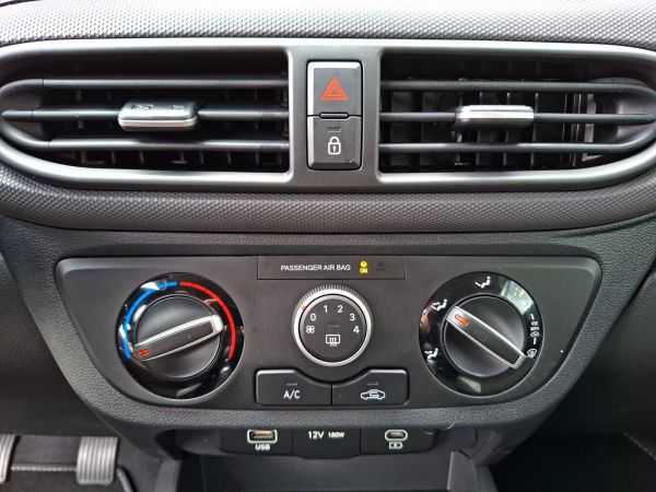 hyundai-i10-2025-gasolina-998cc