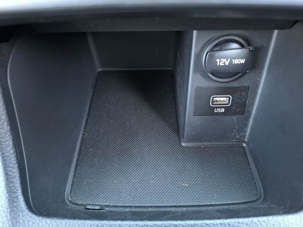 hyundai-i30-2023-gasolina-998cc