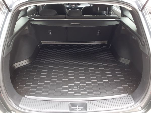 hyundai-i30-2023-gasolina-998cc