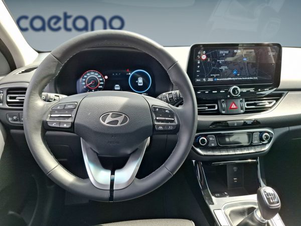 hyundai-i30-2025-gasolina-998cc