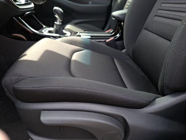 hyundai-i30-2025-gasolina-998cc