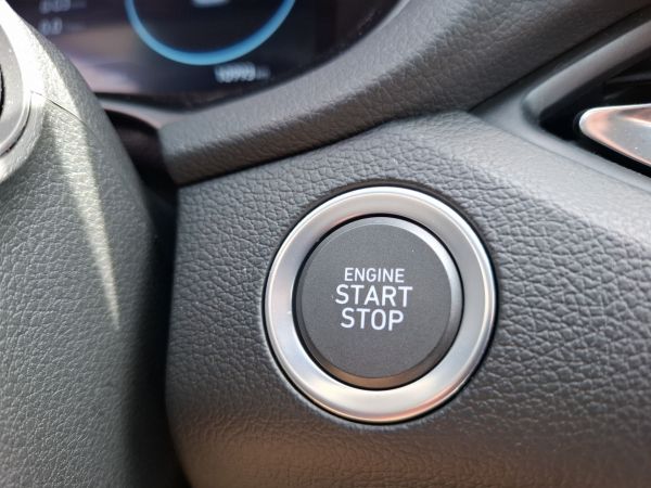 hyundai-i30-2025-gasolina-998cc