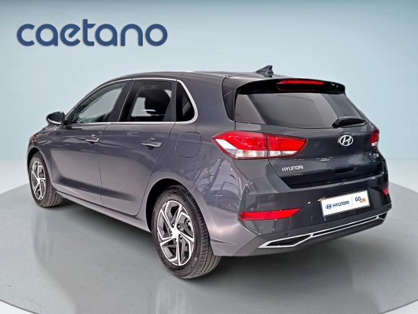 hyundai-i30-2023-gasolina-998cc