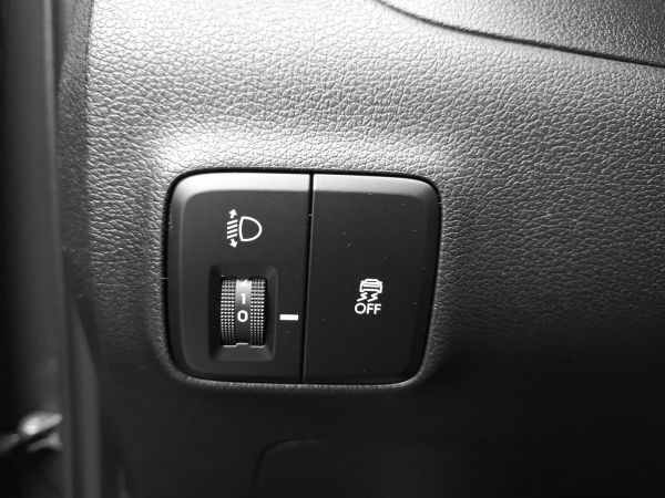 hyundai-i10-2025-gasolina-998cc