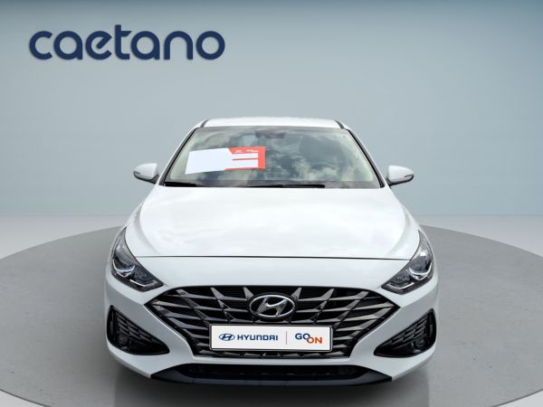 hyundai-i30-2023-gasolina-998cc
