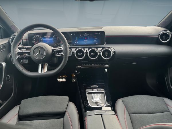 mercedes-benz-classe-a-2026-hibrido-1332cc
