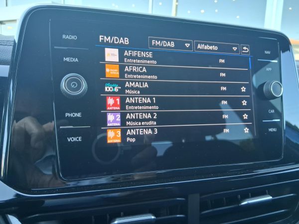 volkswagen-t-roc-2025-gasolina-999cc