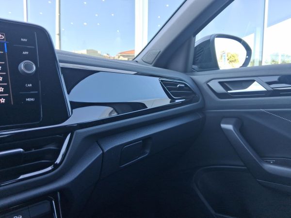 volkswagen-t-roc-2025-gasolina-999cc