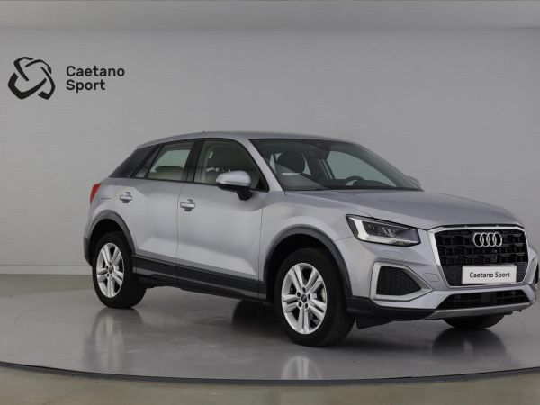 audi-q2-2024-gasolina-999cc