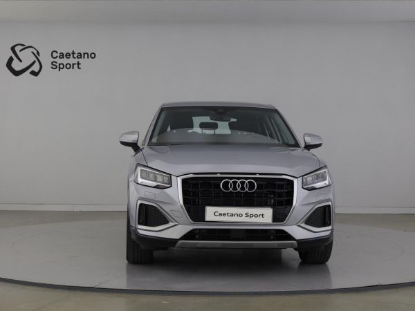 audi-q2-2024-gasolina-999cc