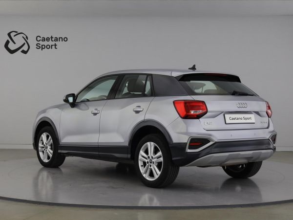 audi-q2-2024-gasolina-999cc