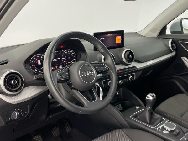 audi-q2-2024-gasolina-999cc