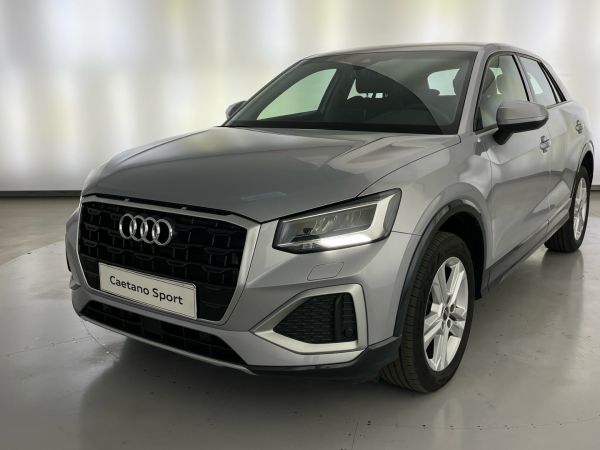 audi-q2-2024-gasolina-999cc