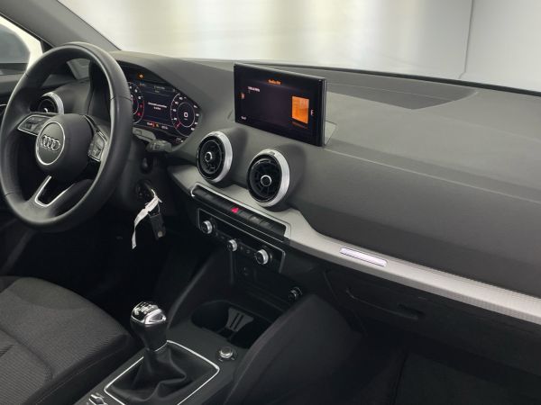 audi-q2-2024-gasolina-999cc