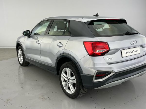 audi-q2-2024-gasolina-999cc