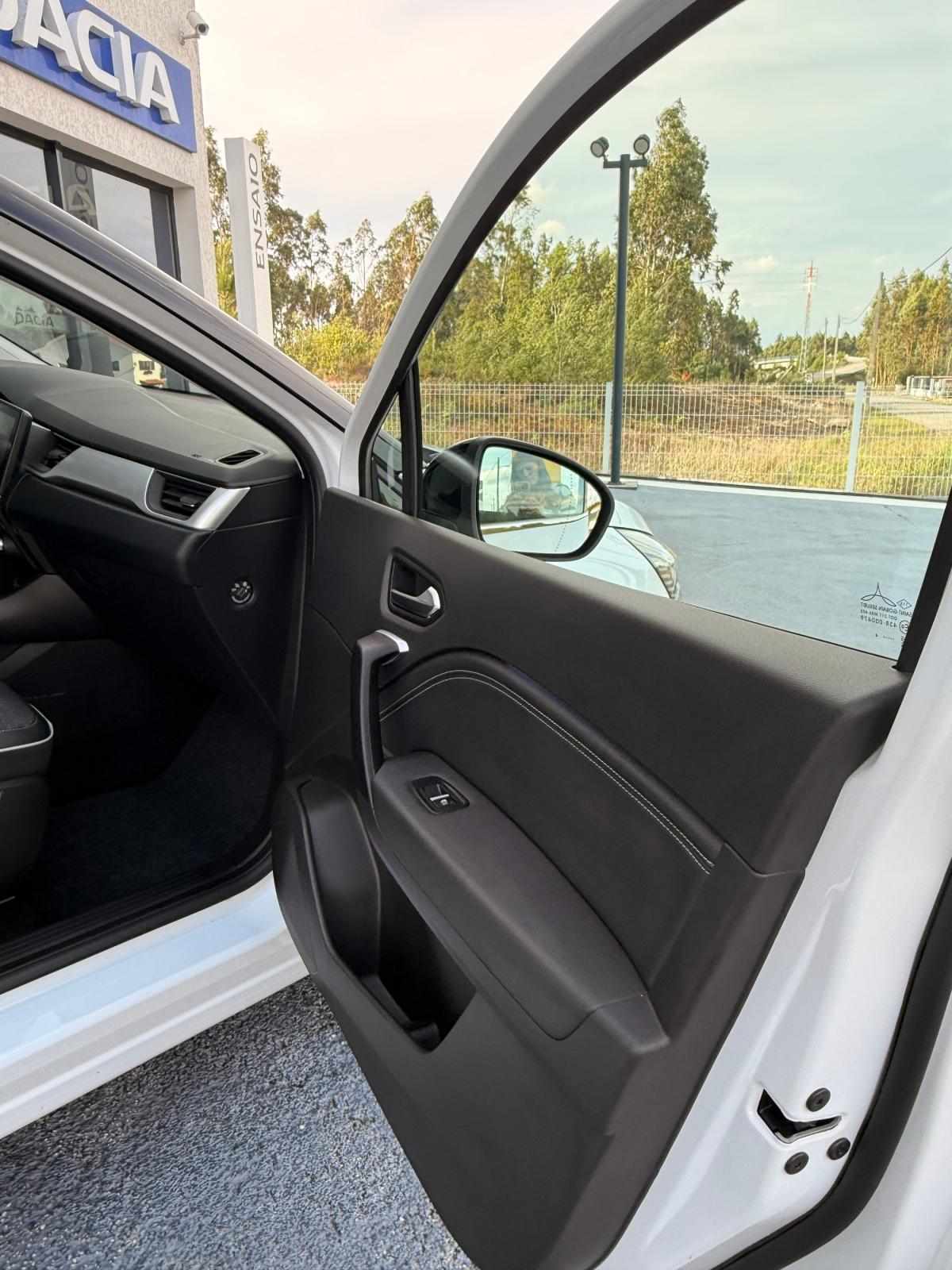 renault-captur-2024-gasolina-999cc
