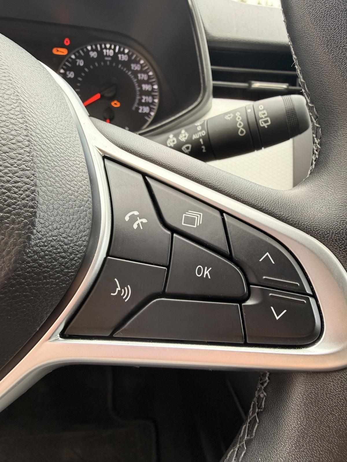renault-clio-2023-gpl-999cc