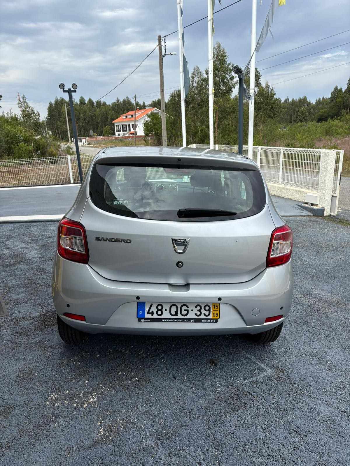 dacia-sandero-2015-gasolina-898cc
