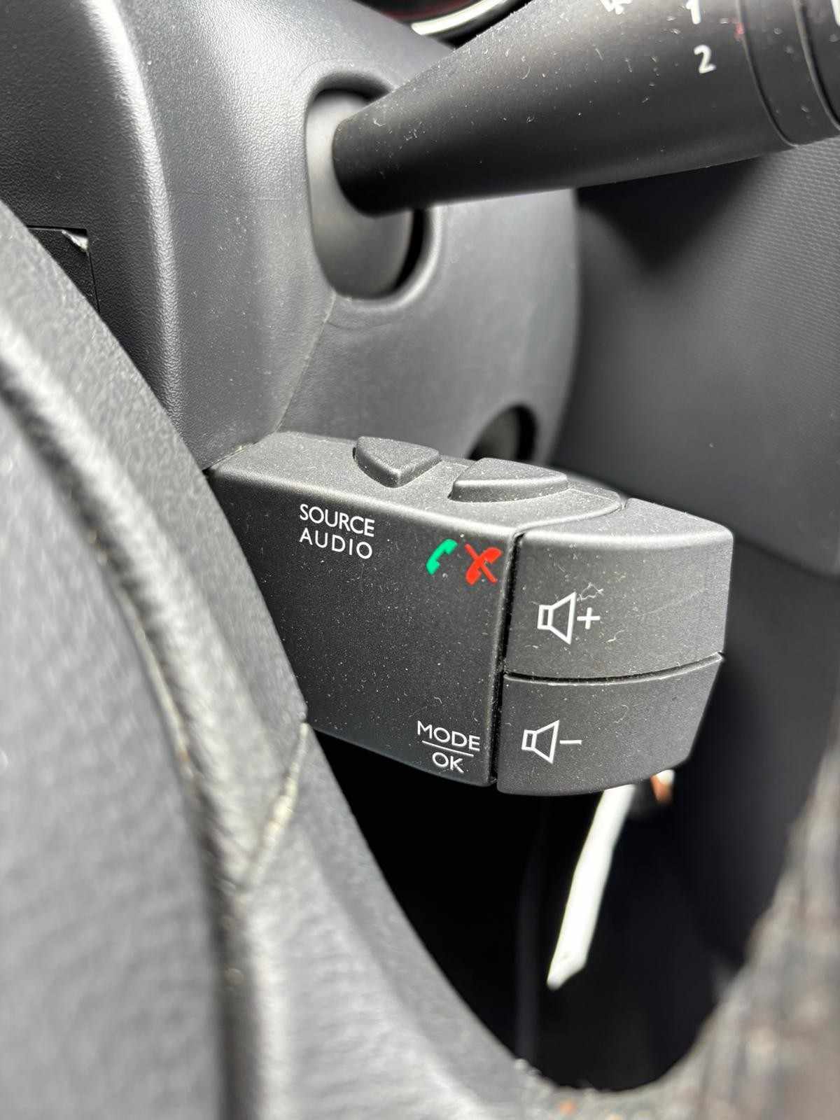 dacia-sandero-2015-gasolina-898cc