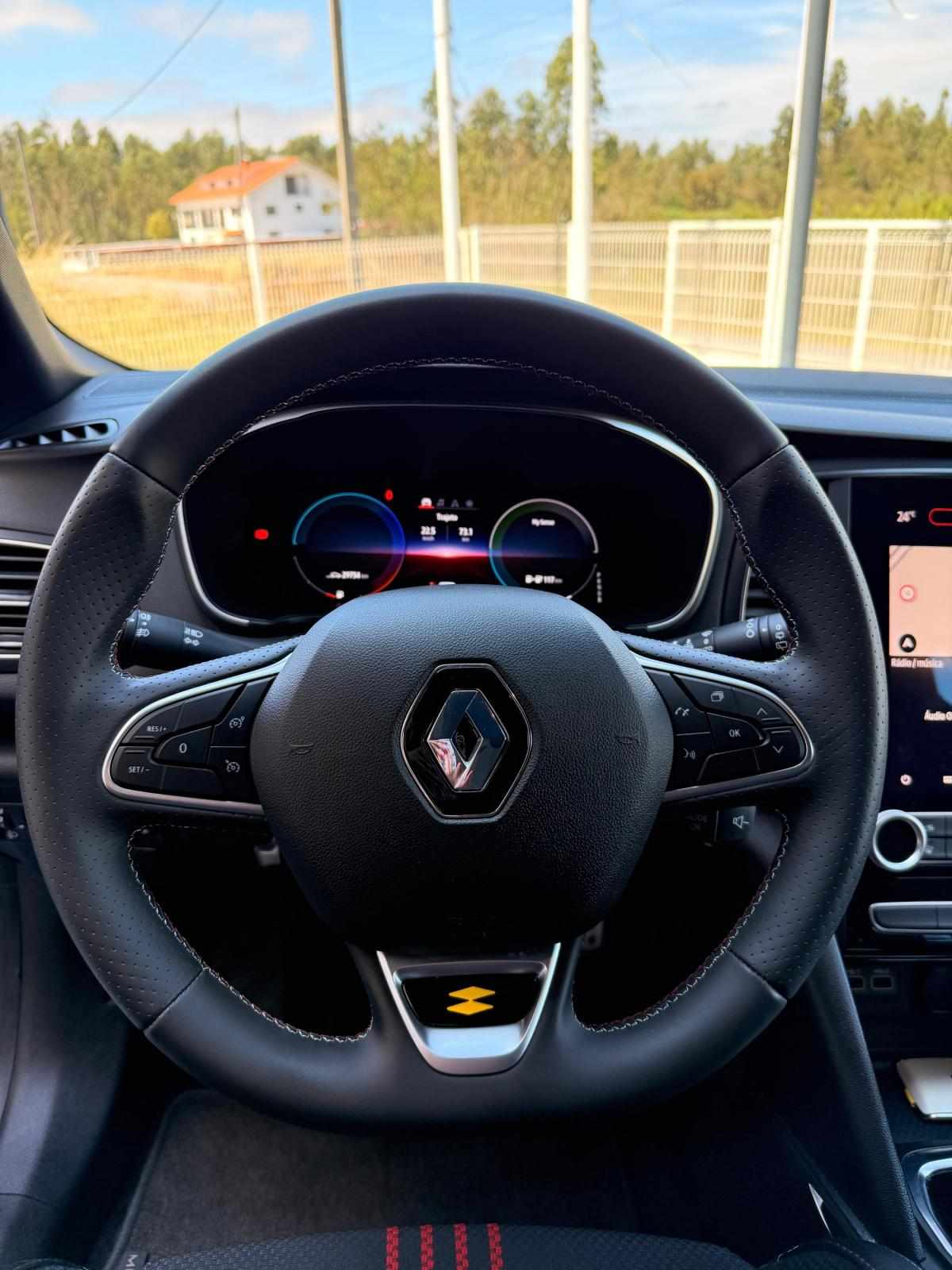 renault-megane-2021-hibrido-a-gasolina-1598cc