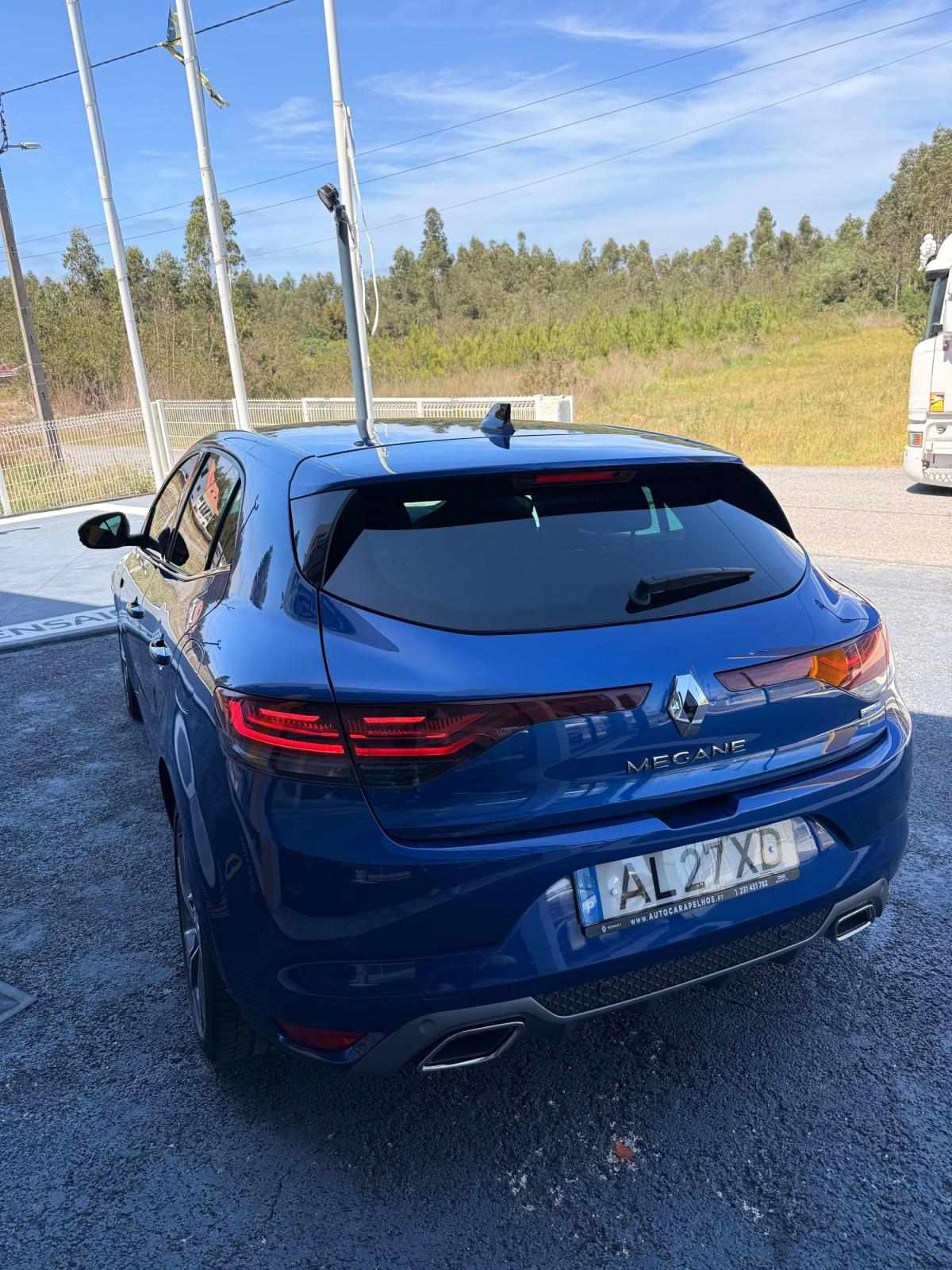 renault-megane-2021-hibrido-a-gasolina-1598cc