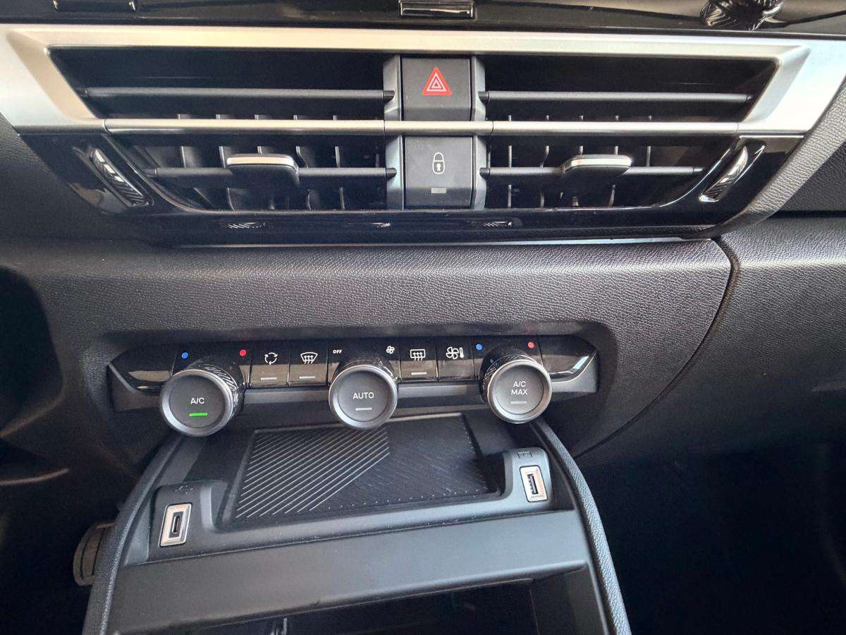 citroen-c4-2026-hibrido-a-gasolina-1199cc