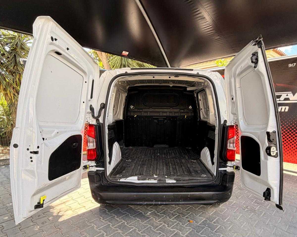 citroen-berlingo-2023-diesel-1499cc