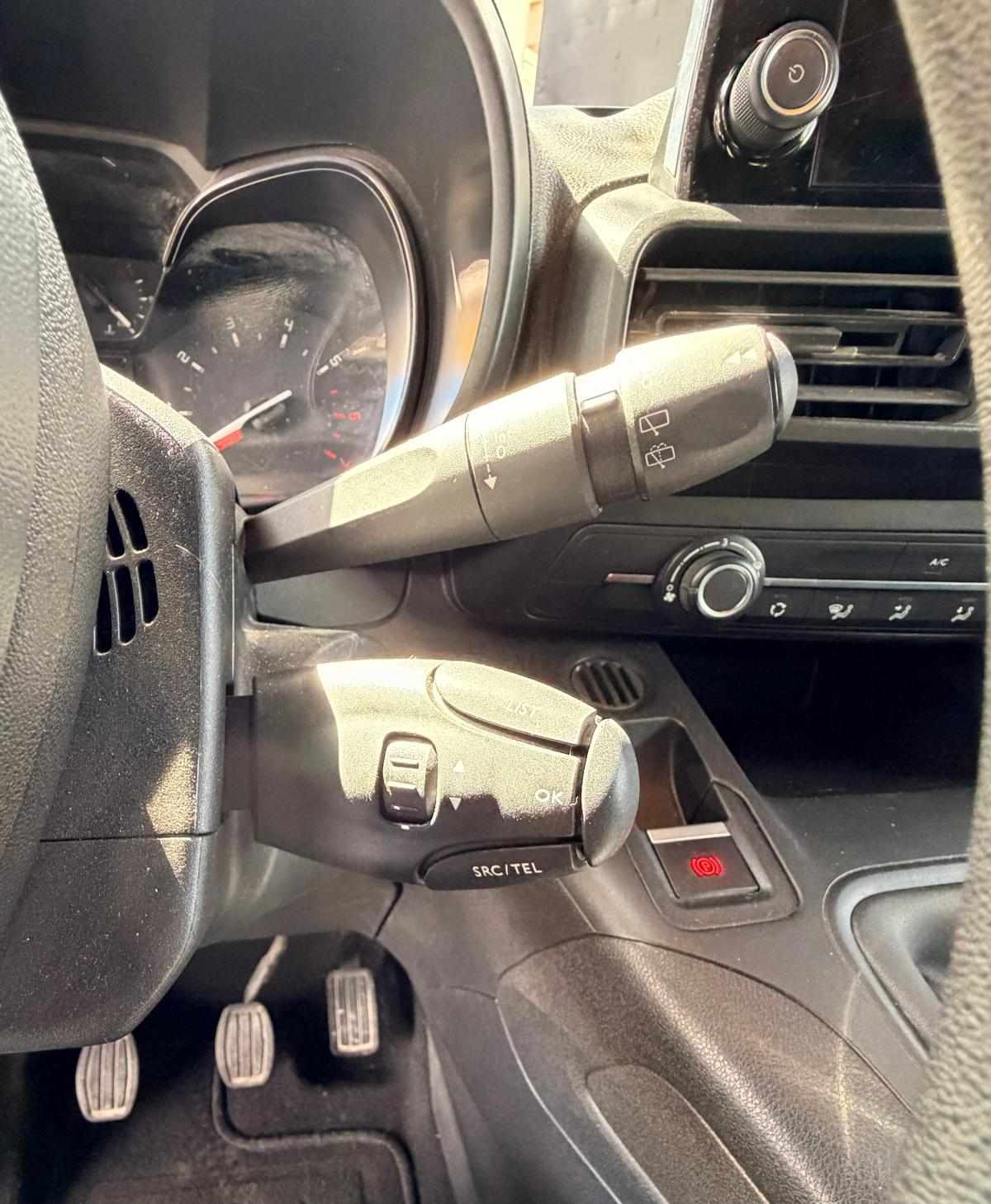 citroen-berlingo-2023-diesel-1499cc