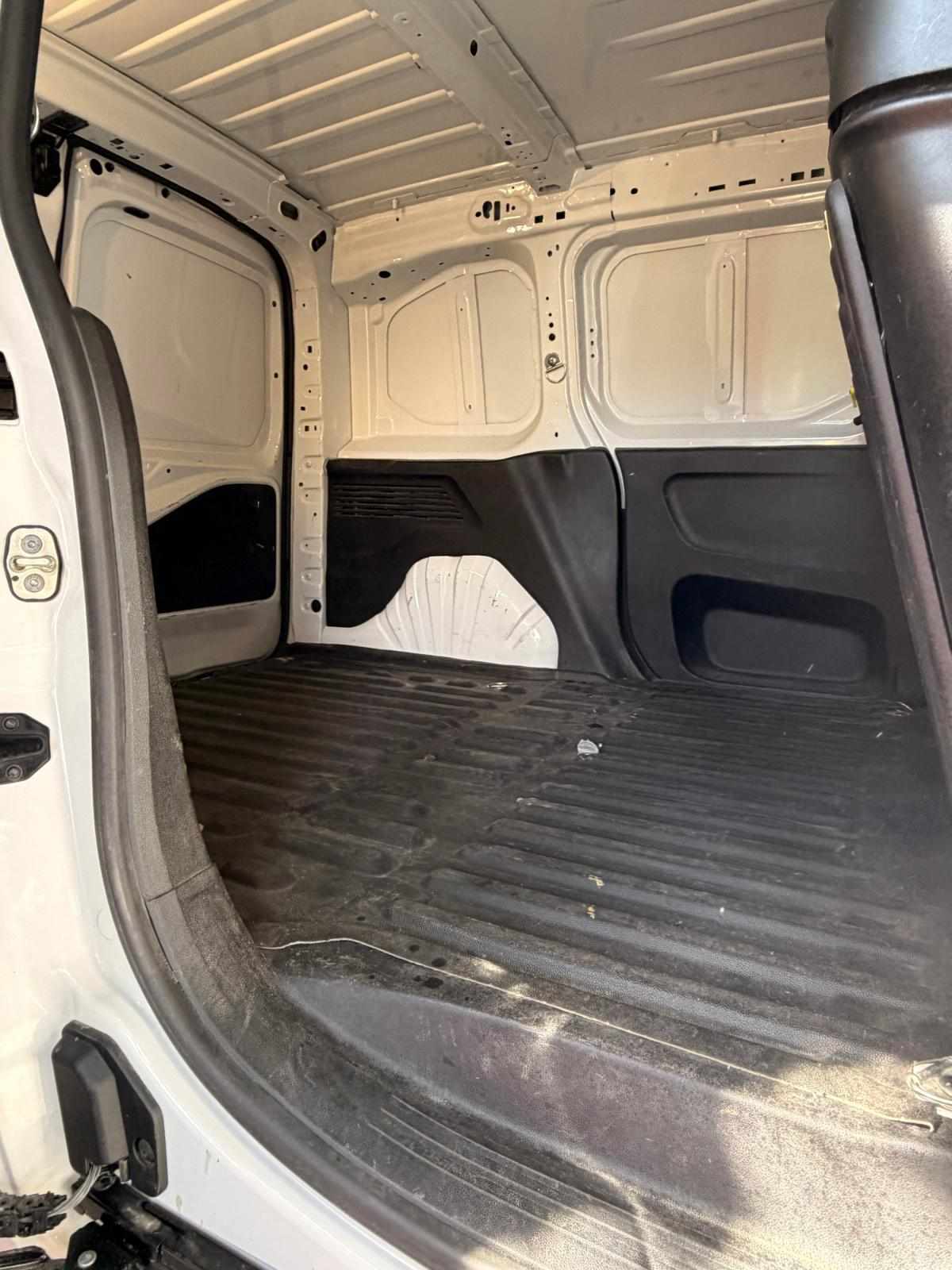 citroen-berlingo-2023-diesel-1499cc