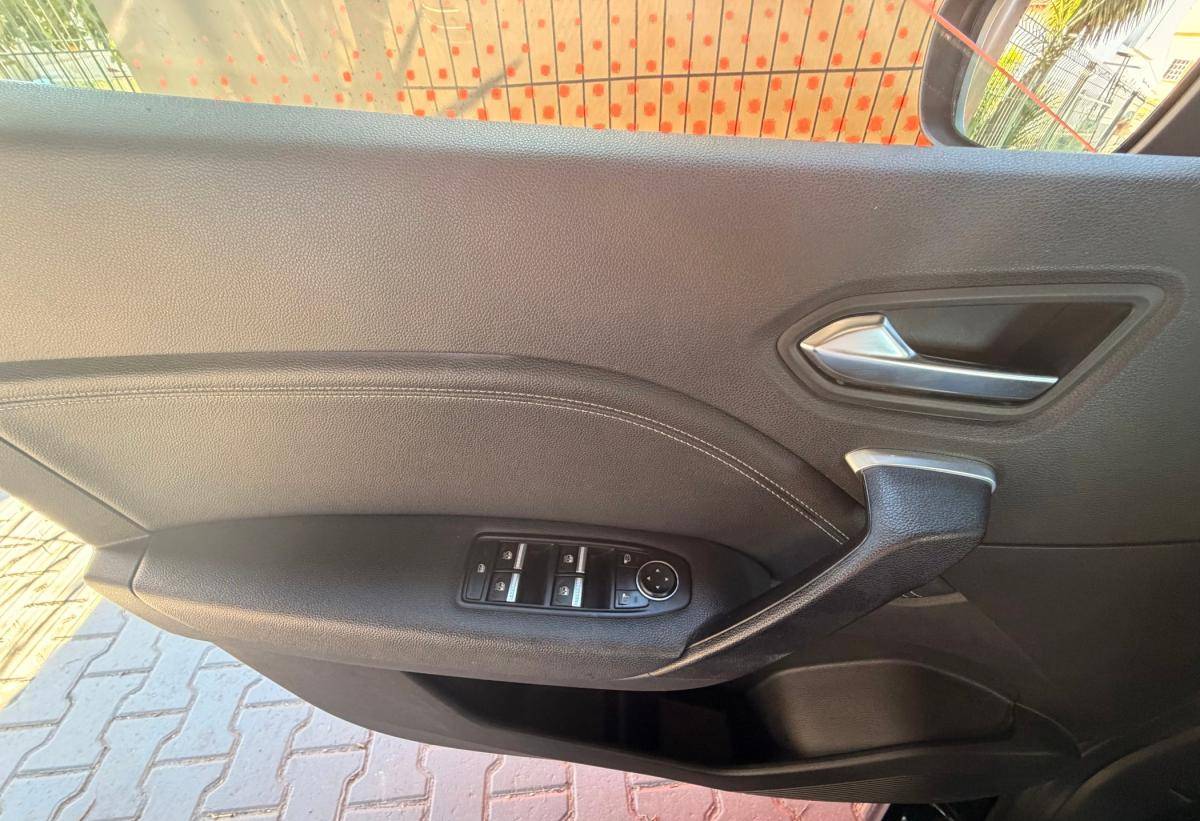renault-captur-2023-gasolina-999cc