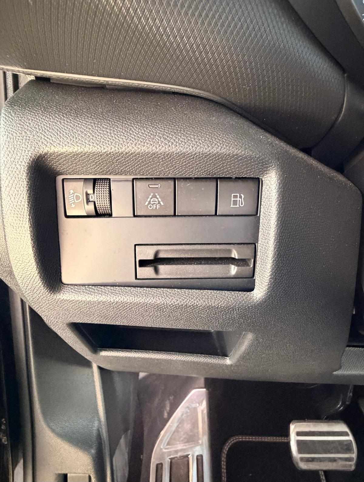 citroen-c5-aircross-2023-hibrido-a-gasolina-1598cc