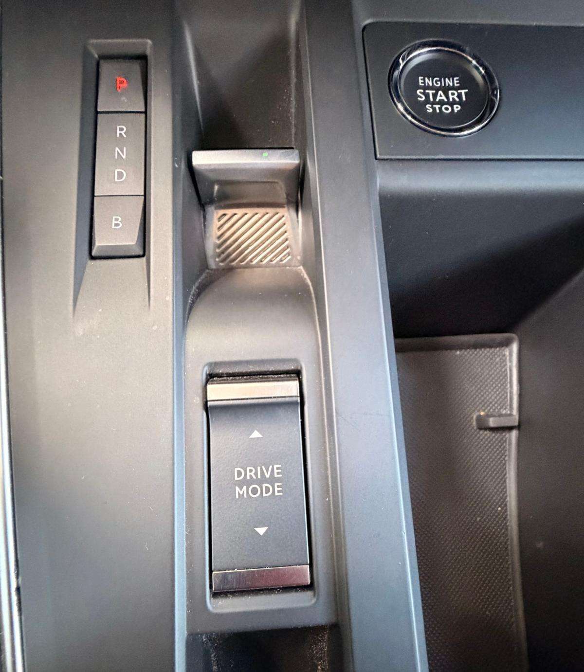citroen-c5-aircross-2023-hibrido-a-gasolina-1598cc