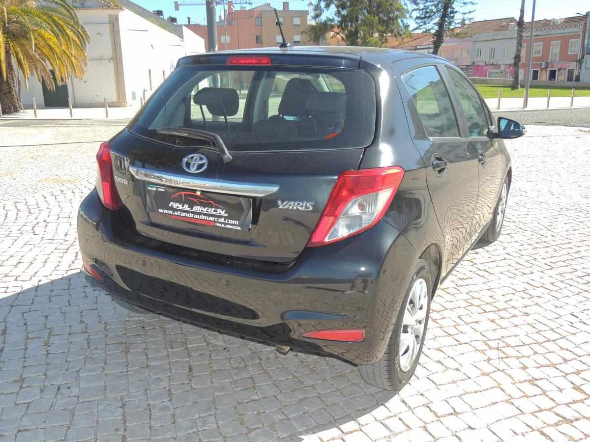 toyota-yaris-1-4-d-4d-2012-diesel-1364cc