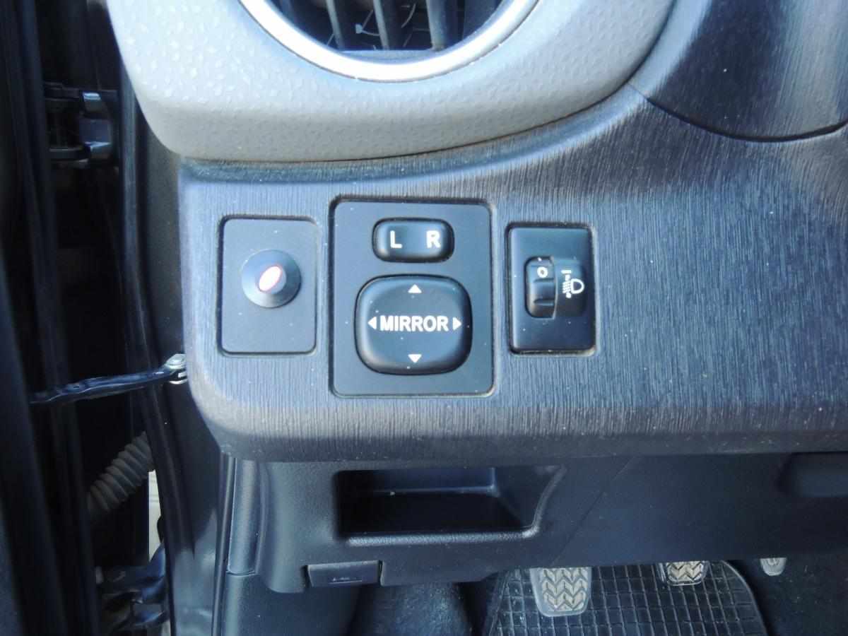 toyota-yaris-1-4-d-4d-2012-diesel-1364cc