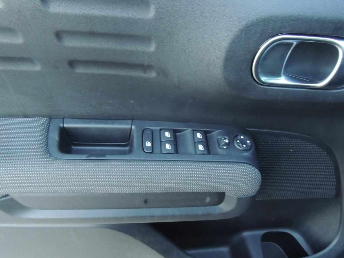 citroen-c3-aircross-1-2-puretech-2023-gasolina-1199cc