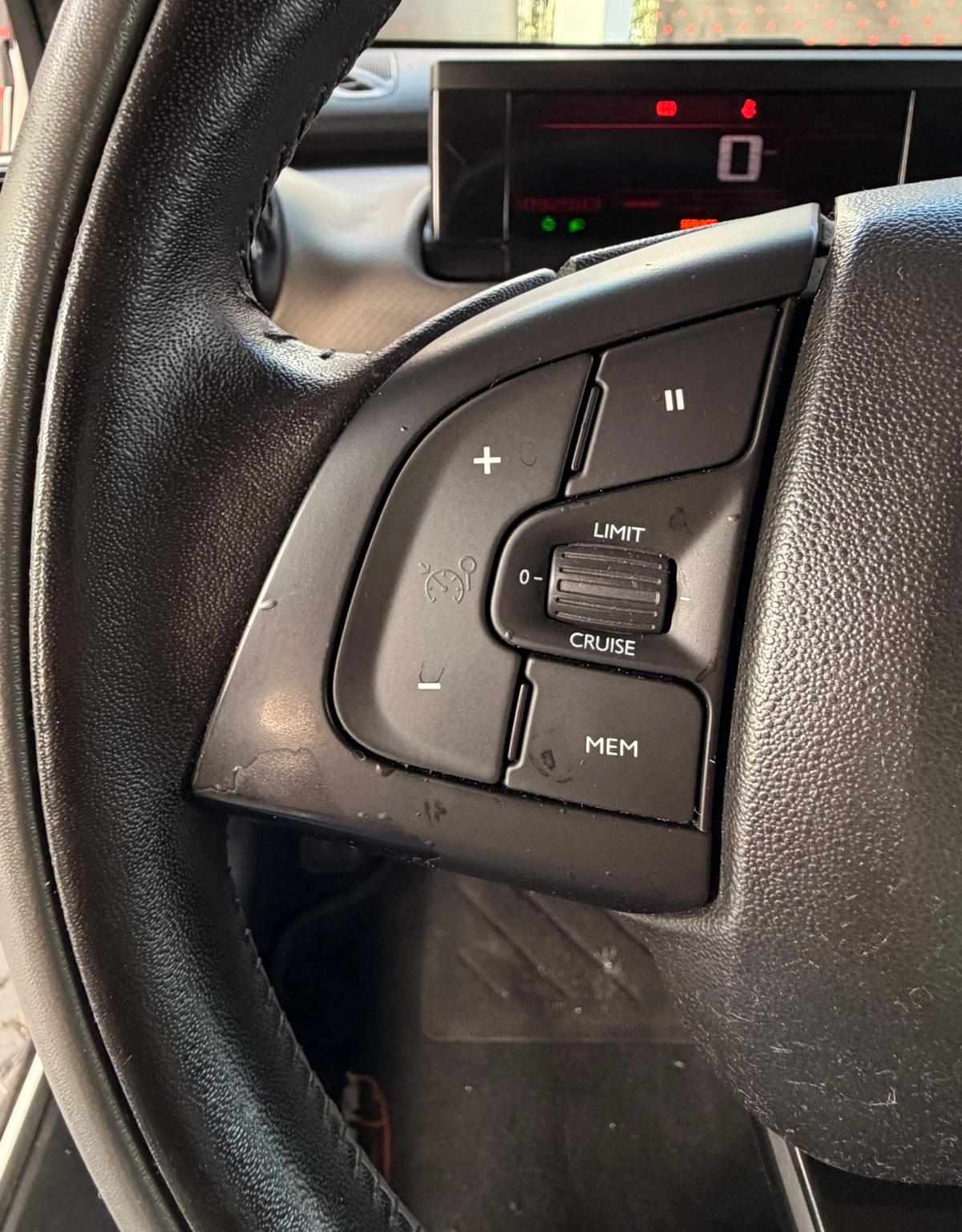 citroen-c4-cactus-2016-gasolina-1199cc