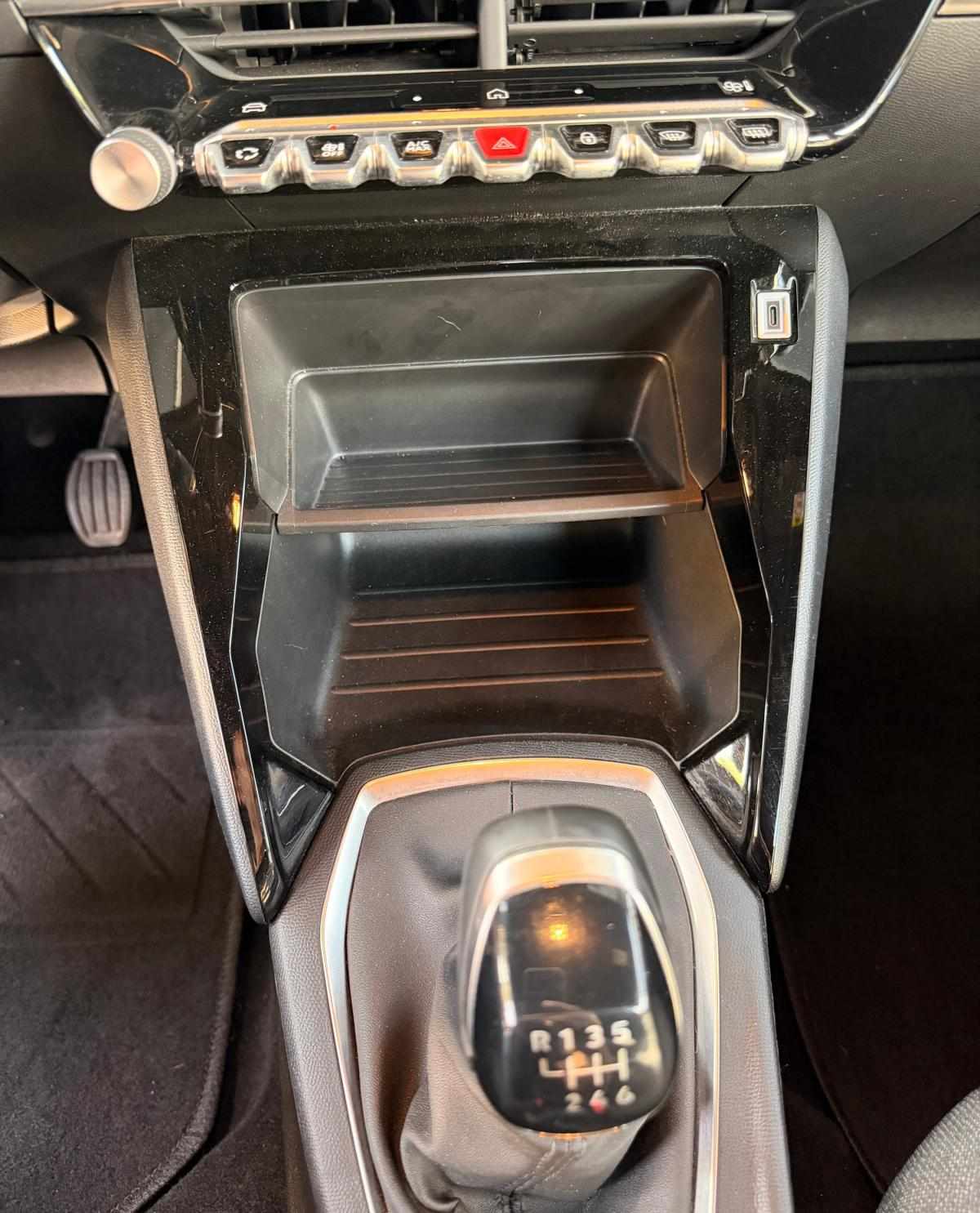 peugeot-2008-2025-gasolina-1199cc