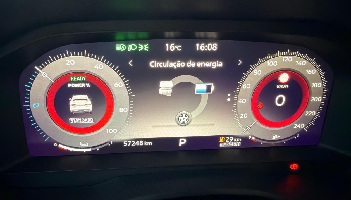 nissan-qashqai-2024-hibrido-a-gasolina-1497cc