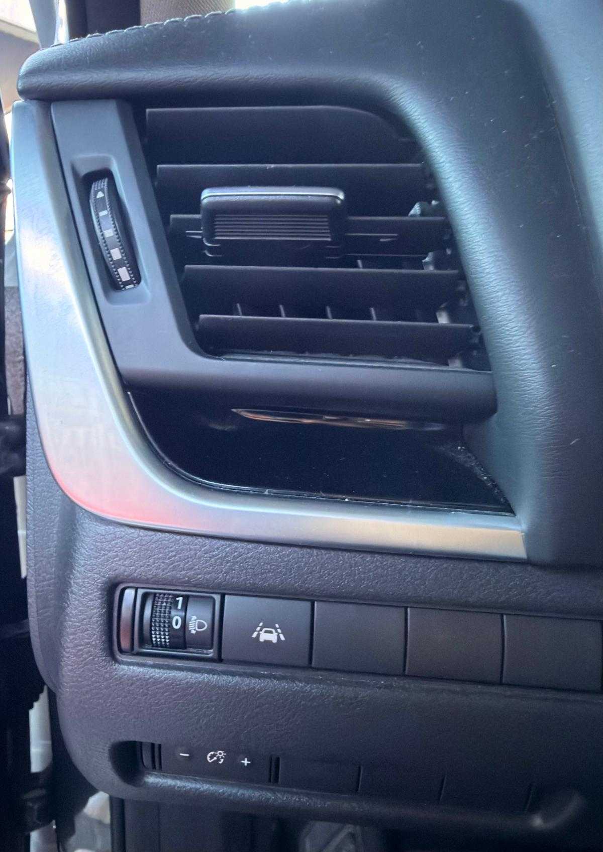 nissan-qashqai-2024-hibrido-a-gasolina-1497cc