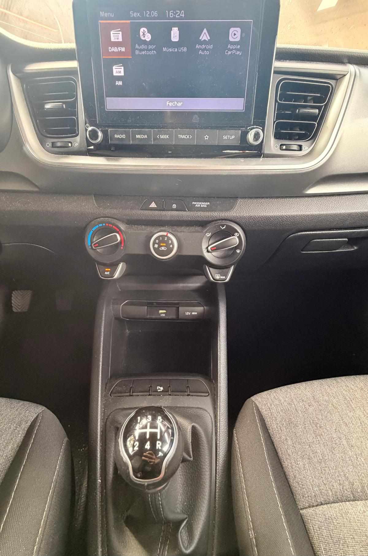 kia-stonic-2022-gasolina-1197cc