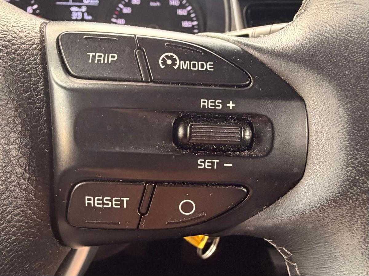 kia-stonic-2022-gasolina-1197cc